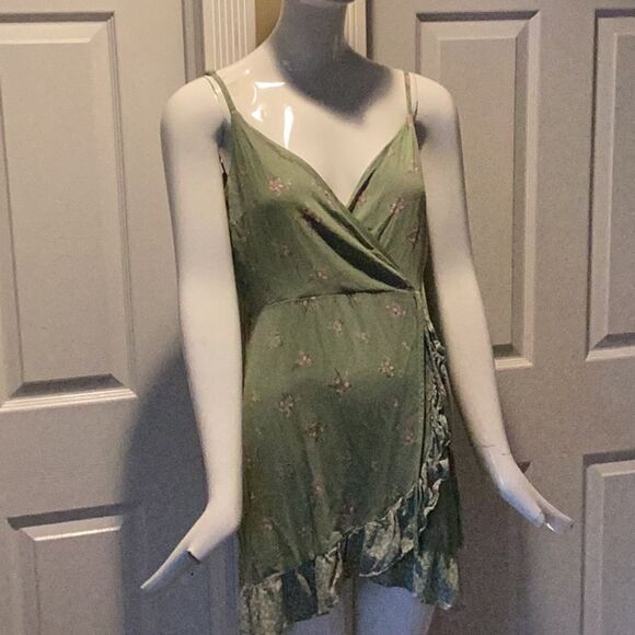 Lily Rose dress - Picture 1 of 7